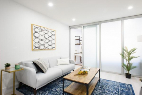 75-2C Furnished 1BR W&D Elev WD Central park